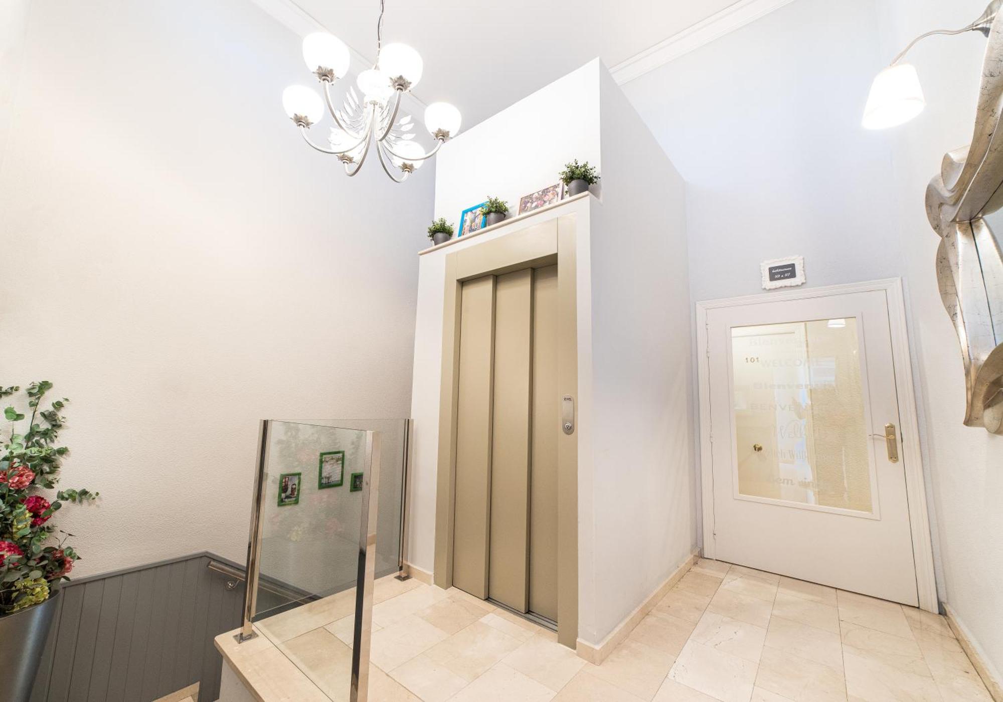 Hostal Ya Aspe Esterno foto