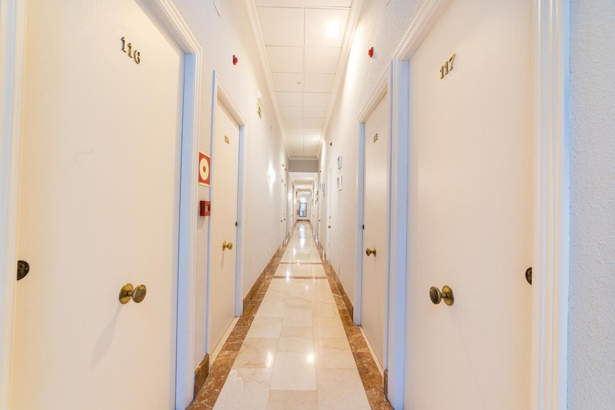 Hostal Ya Aspe Esterno foto