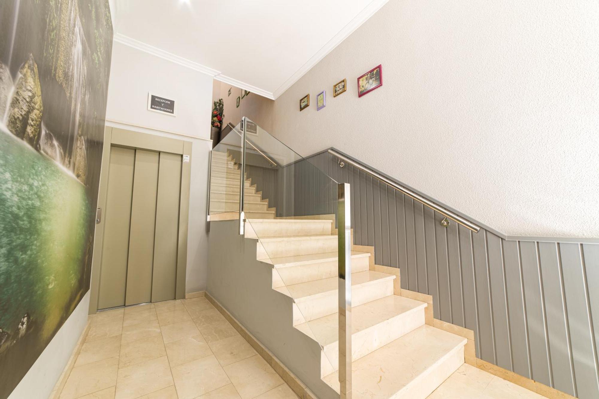 Hostal Ya Aspe Esterno foto
